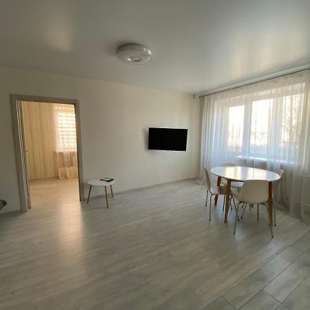 Cosy flat in the city centre Chernihiv Exterior photo